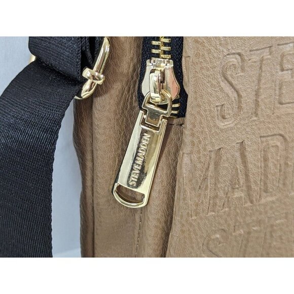 Steve Madden Crossbody Bag Tan Purse Fringe Detail Black Strap Gold Tone NEW - Picture 4 of 11